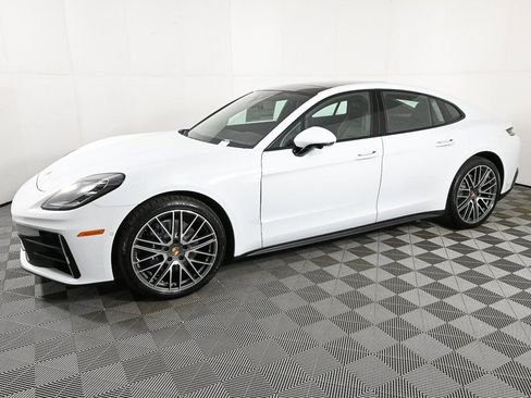 New 2026 Porsche Panamera RWD image 2