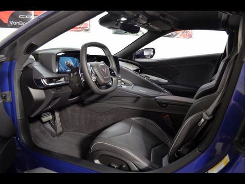 Used 2025 Chevrolet Corvette Stingray Coupe w/ 1LT image 10