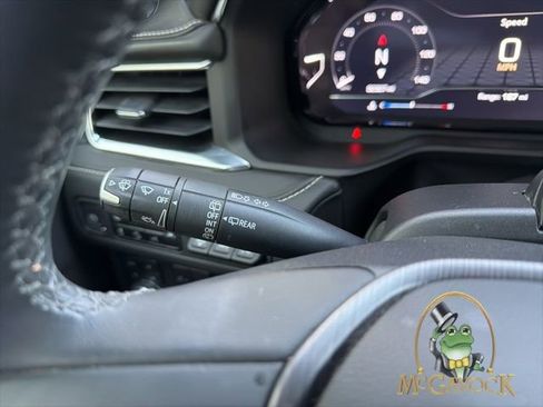 Used 2023 GMC Yukon Denali Ultimate w/ LPO, Floor Liner Package image 19