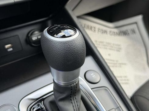 Certified 2023 Hyundai Kona SEL AWD/4WD image 32