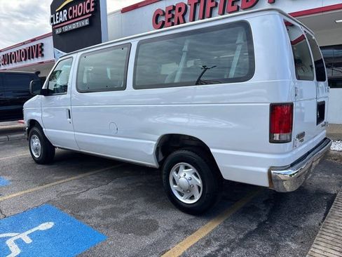 Used 2014 Ford E-350 and Econoline 350 XLT RWD image 3