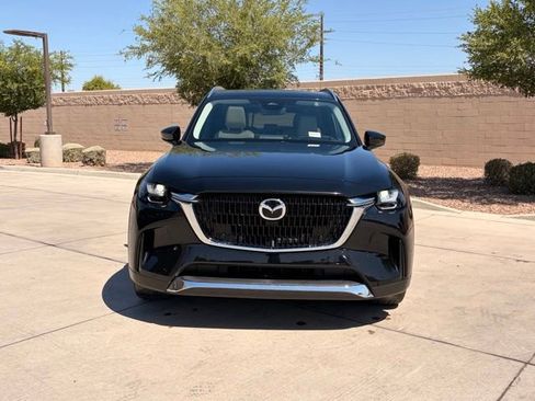 Used 2024 MAZDA CX-90 Plug-In Hybrid w/ Premium Pkg AWD/4WD image 3