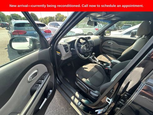 Used 2019 Kia Soul FWD image 9