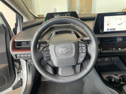 Certified 2026 Toyota Prius Plug-In Hybrid FWD image 9