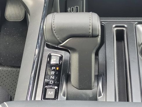 New 2026 Ford F150 XLT w/ Equipment Group 302A MID AWD/4WD image 18