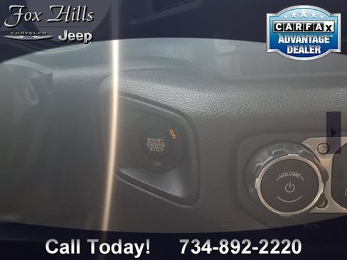 Used 2025 Jeep Wrangler Unlimited Sport AWD/4WD image 24