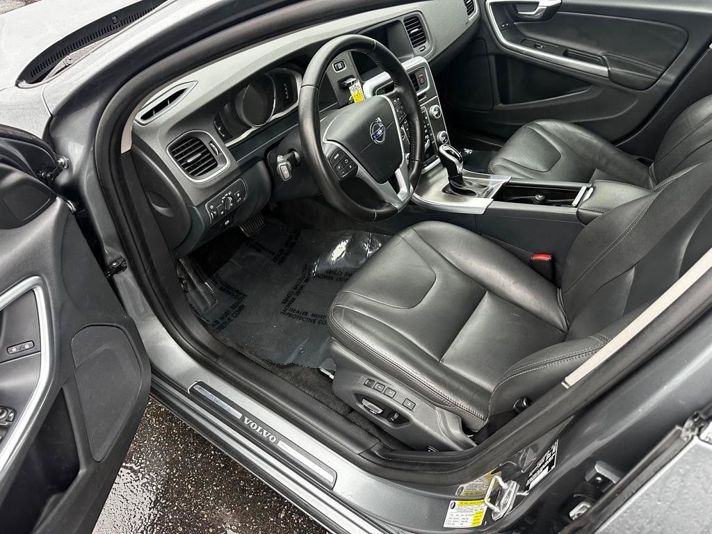 Used 2016 Volvo V60 T5 Premier AWD/4WD image 8