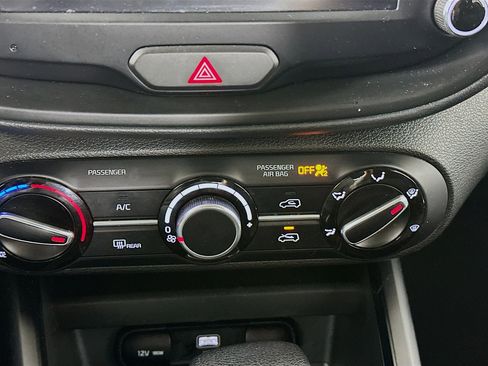 Used 2024 Kia Soul LX w/ Option Group 015 image 22