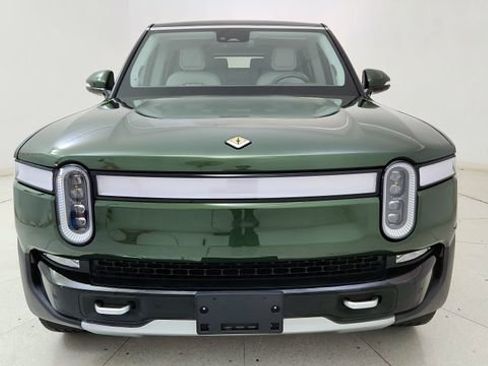 Used 2024 Rivian R1S Adventure image 2