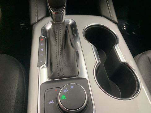 Used 2024 Chevrolet Blazer LT image 33