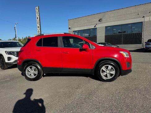 Used 2015 Chevrolet Trax LT w/ LPO, Cargo Package image 8