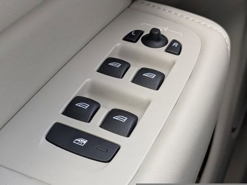 New 2024 Volvo XC60 T8 Core w/ Protection Package Premier image 30