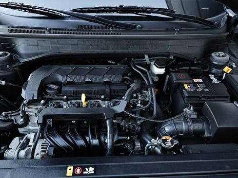 Used 2023 Hyundai Venue SE image 27