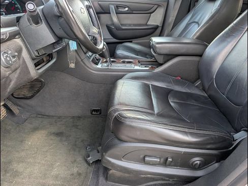 Used 2013 Chevrolet Traverse LT AWD/4WD image 9