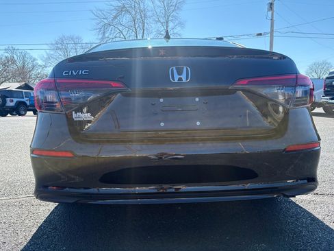 Used 2024 Honda Civic LX image 3