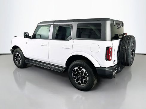 New 2025 Ford Bronco Outer Banks image 11