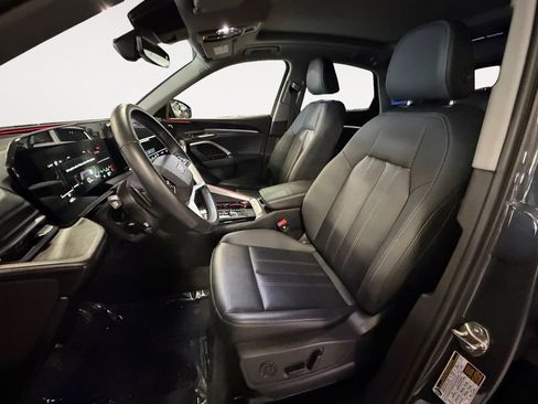 Certified 2025 Audi Q5 Premium AWD/4WD image 11