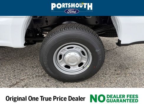 New 2026 Ford F250 XL w/ FX4 Off-Road Package AWD/4WD image 28