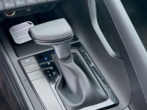 New 2026 Hyundai Elantra Sport FWD image 13