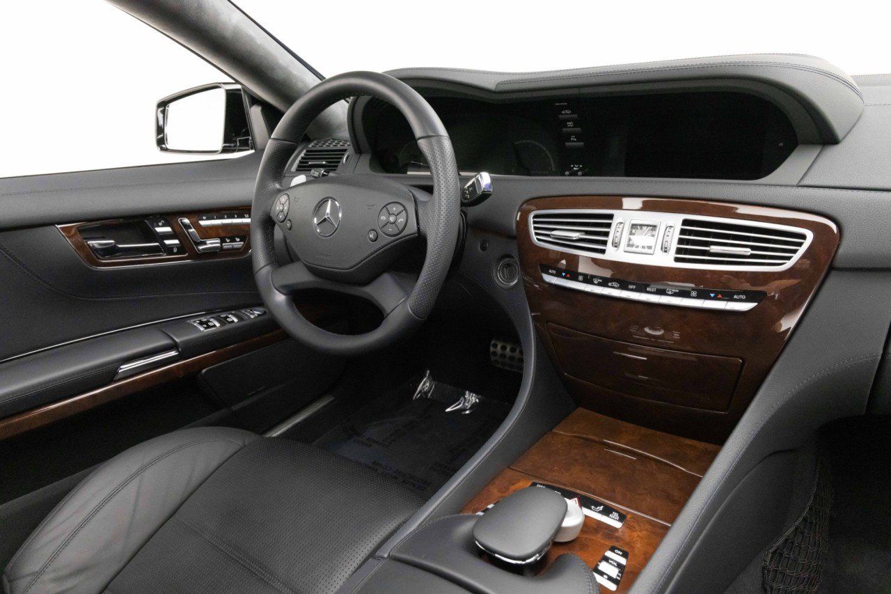 Used 2011 Mercedes-Benz CL 63 AMG image 12