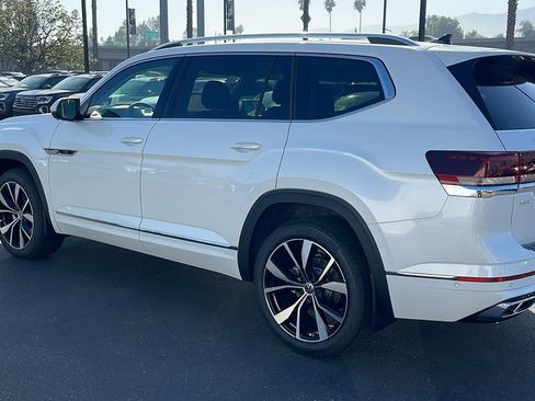 New 2026 Volkswagen Atlas SEL Premium R-Line image 11