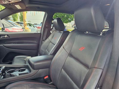 Used 2023 Dodge Durango GT image 25