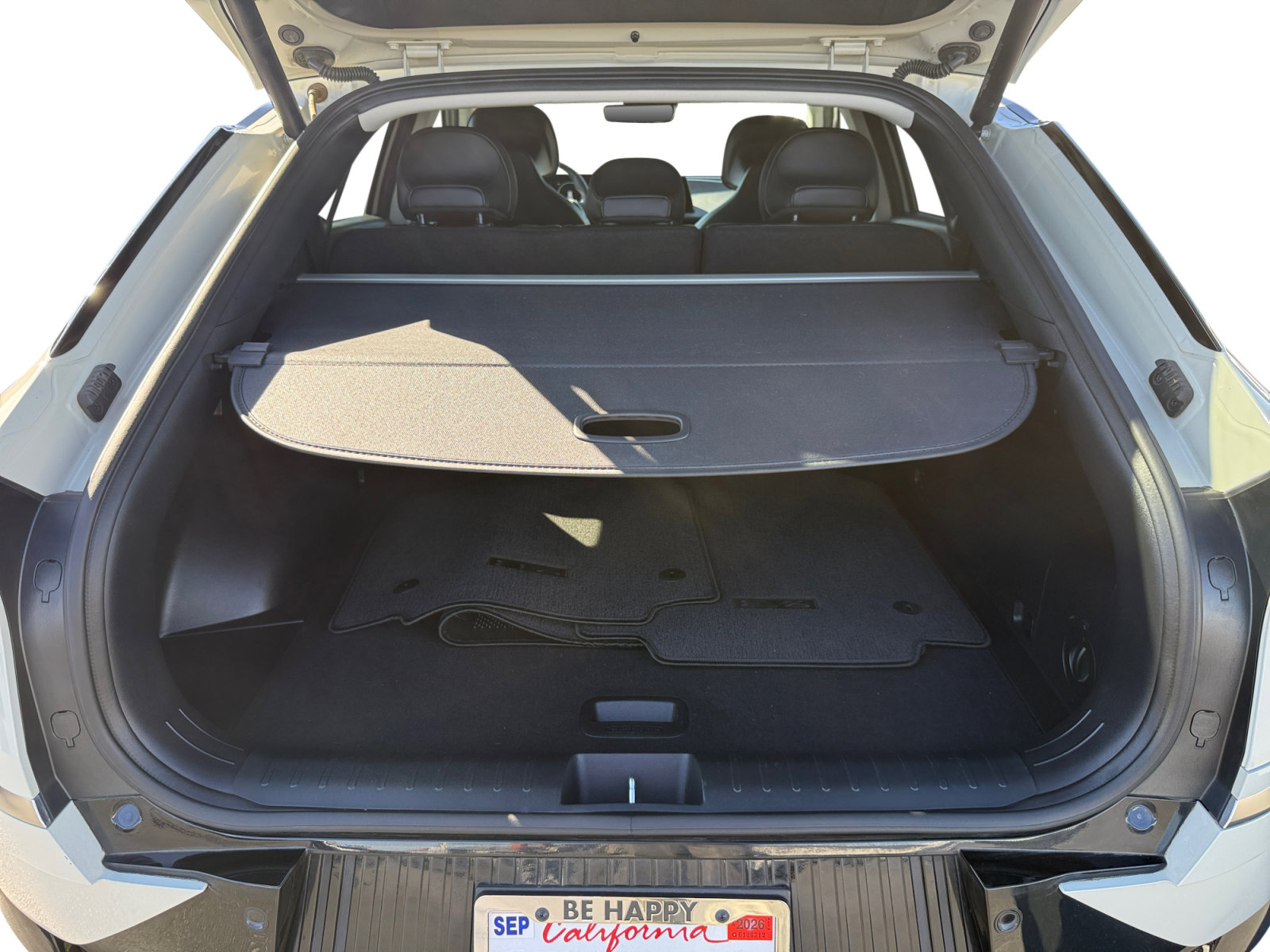 Used 2023 Kia EV6 Wind w/ Wind Technology Package AWD/4WD image 17