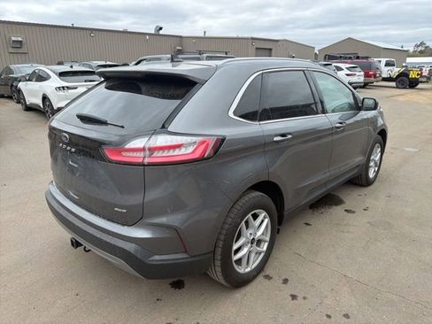 Used 2024 Ford Edge SEL w/ Convenience Package AWD/4WD image 5