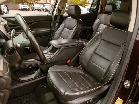 Used 2020 GMC Acadia Denali AWD/4WD image 12