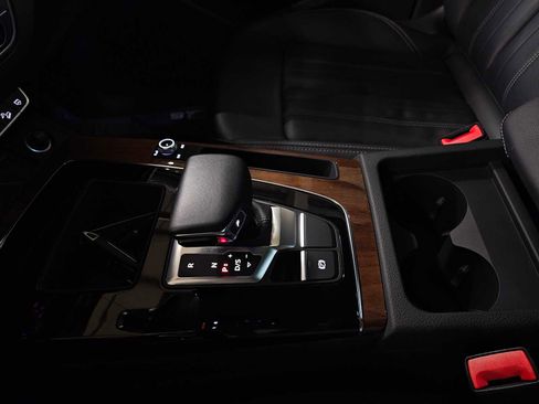 Used 2023 Audi Q5 2.0T Premium w/ Convenience Package image 31