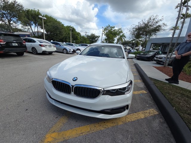 Used 2018 BMW 530e RWD image 4