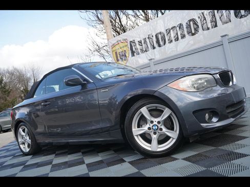 Used 2013 BMW 128i Convertible image 1