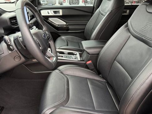 Used 2024 Ford Explorer ST w/ Equipment Group 401A image 9