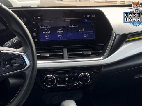 Used 2024 Chevrolet Trax LT w/ Driver Confidence Package image 6