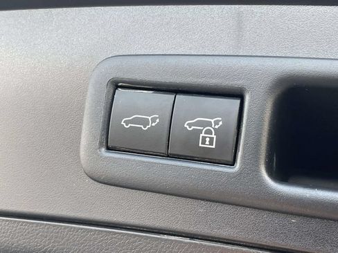 Used 2022 Lexus UX 250h w/ Premium Package AWD/4WD image 11