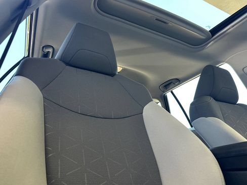 Used 2023 Toyota RAV4 XLE w/ Convenience Package FWD image 17