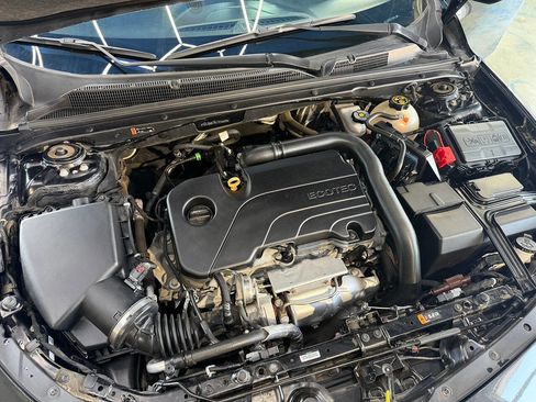 Used 2020 Chevrolet Malibu RS w/ LPO, Convenience Package 2 image 28