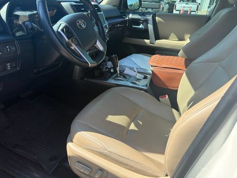 Used 2023 Toyota 4Runner Limited AWD/4WD image 7