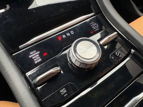 Used 2023 Jeep Grand Cherokee Summit AWD/4WD image 14
