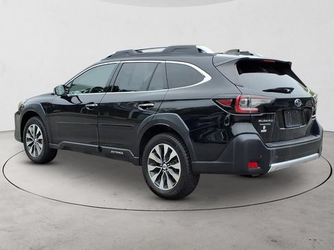 Used 2023 Subaru Outback Touring XT AWD/4WD image 6