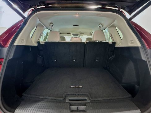 Used 2025 Nissan Rogue SV AWD/4WD image 29