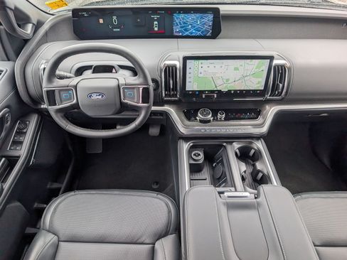 New 2027 Ford Expedition Platinum w/ Stealth Performance Package AWD/4WD image 6