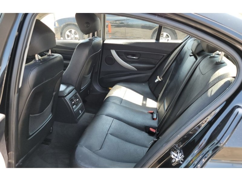 Used 2012 BMW 328i Sedan RWD image 13