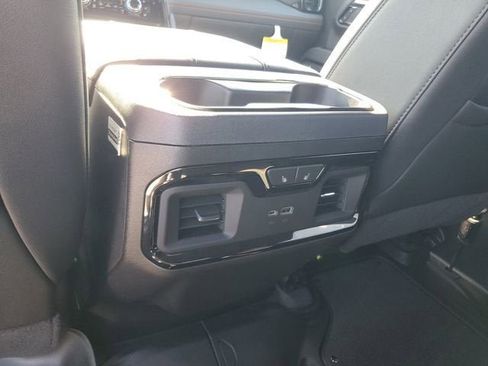 New 2026 GMC Sierra 2500 AT4 w/ AT4 Premium Plus Package AWD/4WD image 17