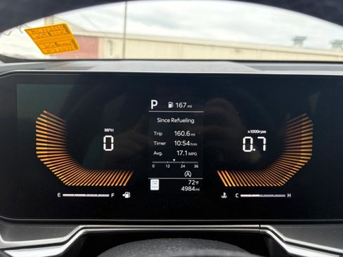 Used 2025 Kia Sorento EX w/ Panoramic Sunroof Package FWD image 2