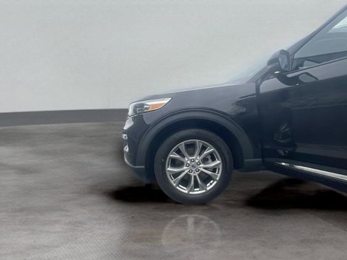 Used 2020 Ford Explorer Limited image 24