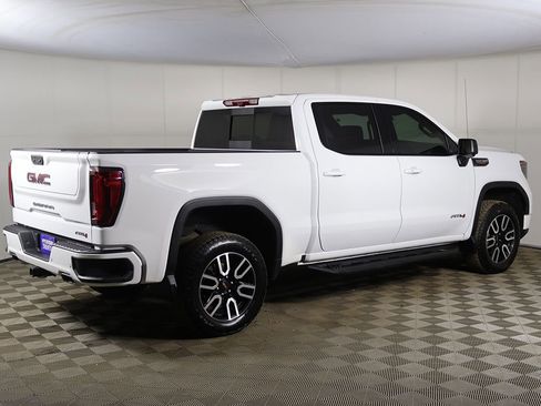 Used 2024 GMC Sierra 1500 AT4 w/ Technology Package AWD/4WD image 15