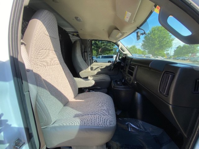 Used 2023 Chevrolet Express 2500 w/ Driver Convenience Package RWD image 15