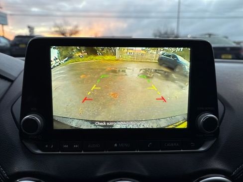 Used 2022 Nissan Sentra SV image 24