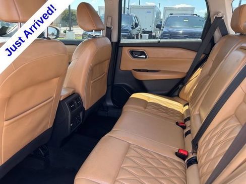 Used 2021 Nissan Rogue Platinum AWD/4WD image 30